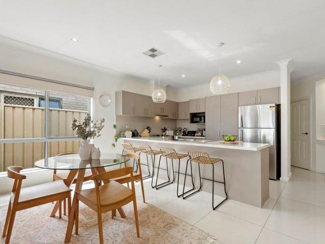 Spacious Family Living in Salisbury Downs Comfort & Convenience!