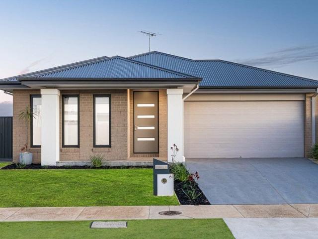 Spacious Family Living in Seachange Estate