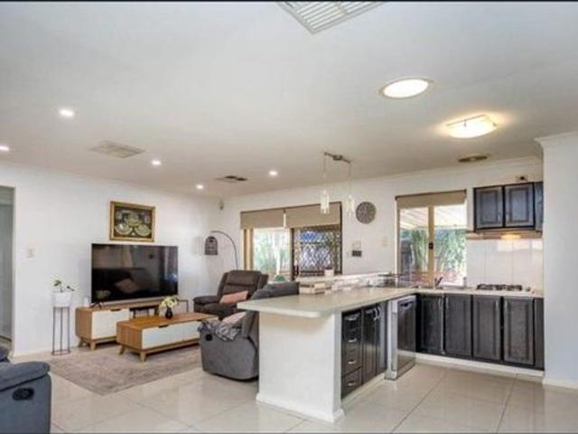 Spacious Family Living in Seville Grove