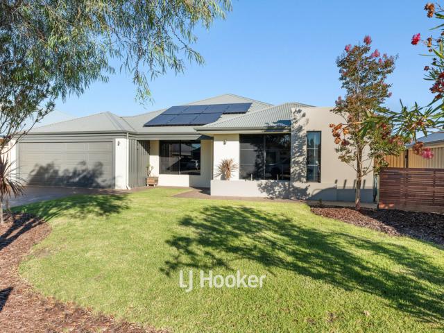 Spacious Family Living in Sought After Yalyalup!