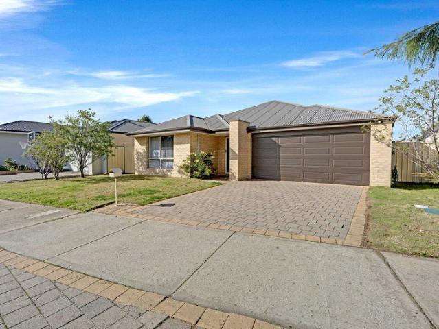 Spacious Family Living in Sought After Yalyalup!