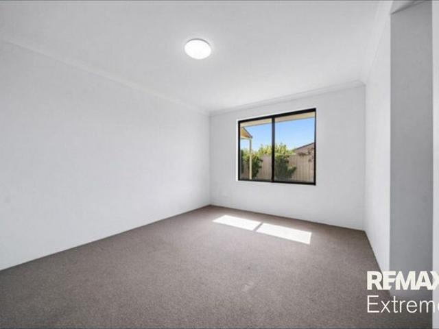 Spacious Family Living in Sought After Ashton Heights!