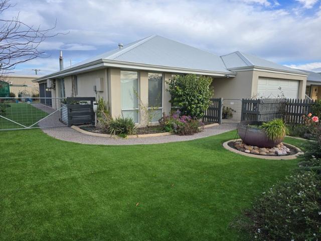 Spacious family living in sought after Bayonet Head Albany WA