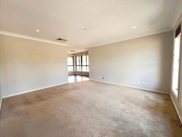 Spacious Family Living in Sought After Delroy Park