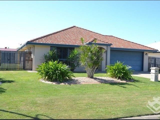 Spacious Family Living in Sought After Glenella ? 3 Bedrooms, 1 Study, 2 Bathrooms & Double Garage