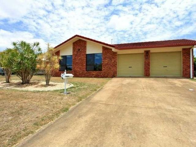 Spacious Family Living in Sought After Millbank Massive Entertainment Area!