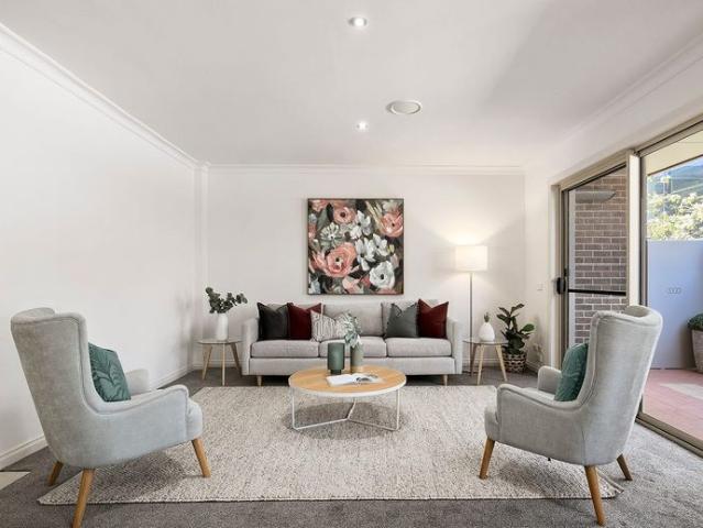 Spacious Family Living in the Box Hill High School Zone