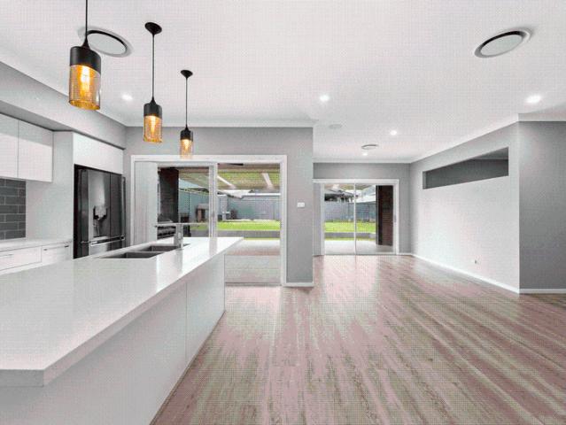 Spacious Family Living in The Cascades Estate