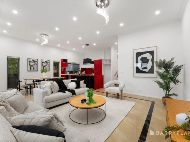Spacious Family Living in the East Doncaster Secondary College Zone