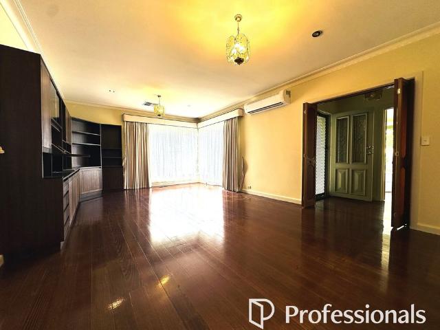 Spacious Family Living in the Glen Waverley Secondary College Zone