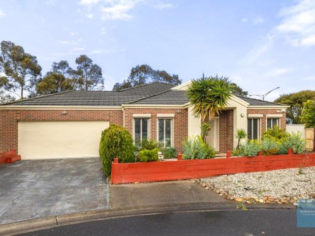 Spacious Family Living in The Grove