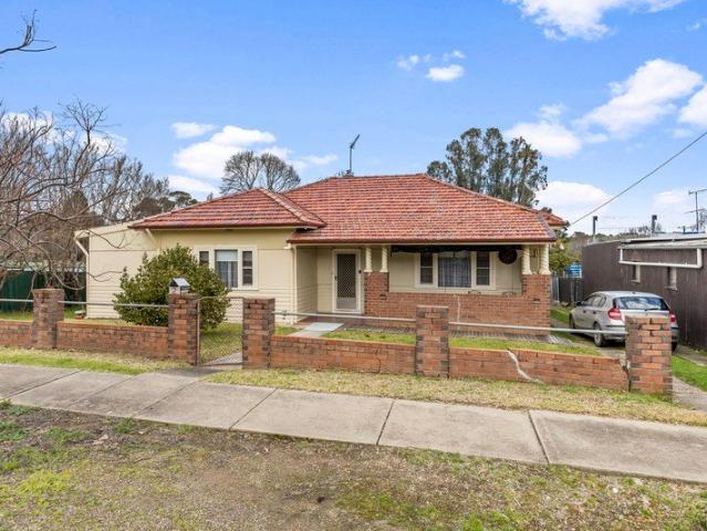 Spacious Family Living in the Heart of Town