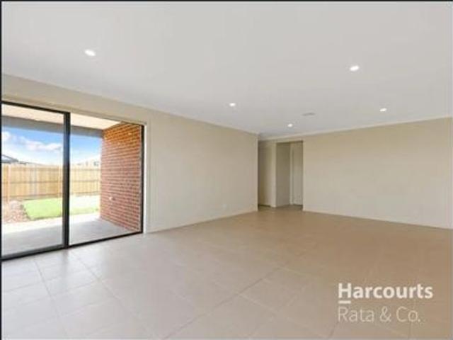 Spacious Family Living in the Heart of Wallan