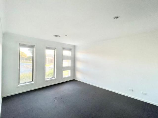 Spacious Family Living in the Heart of Brookfield