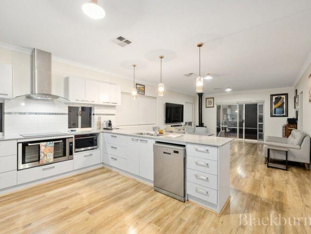 Spacious Family Living in the Heart of Byford