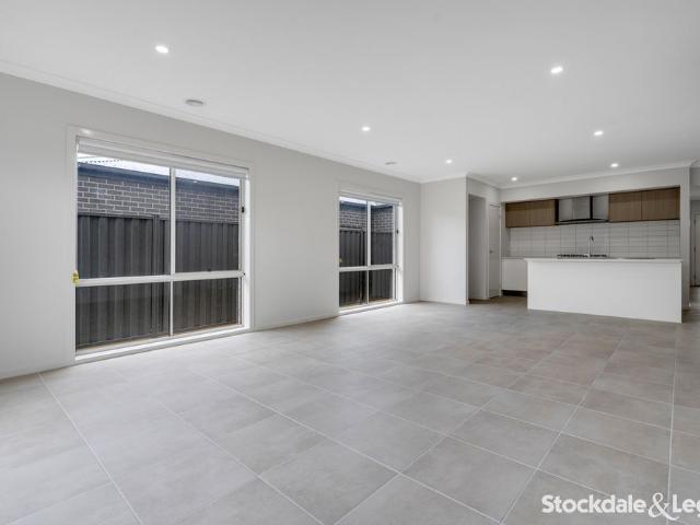 Spacious Family Living in the Heart of Cloverton Estate!