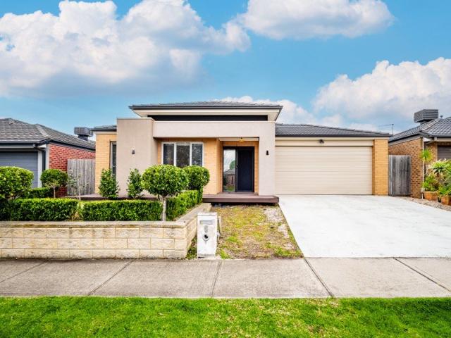 Spacious Family Living in the Heart of Clyde