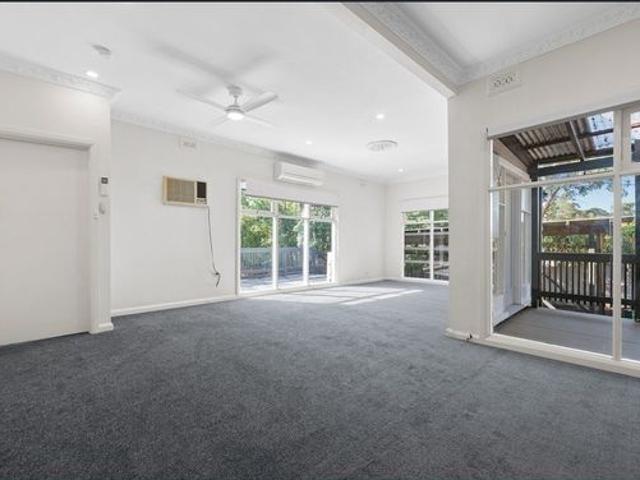 Spacious Family Living in the Heart of Croydon