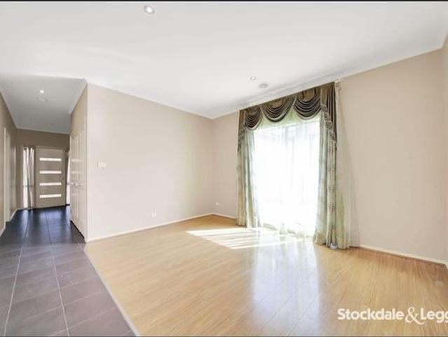 Spacious Family Living in the Heart of Craigieburn !
