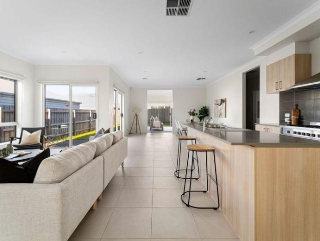 Spacious Family Living in the Heart of Eynesbury