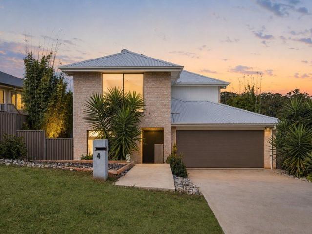 Spacious Family Living in the Heart of Innes Peninsula