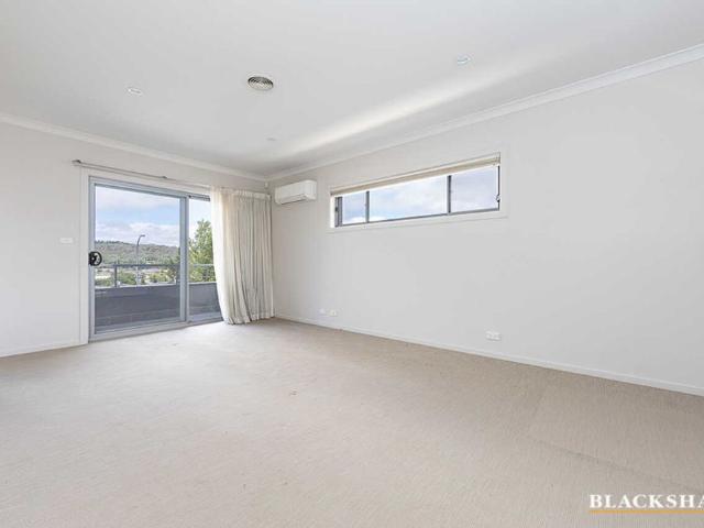 Spacious Family Living in the Heart of Jerrabomberra