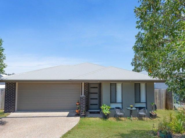 Spacious Family Living in the Heart of Karalee