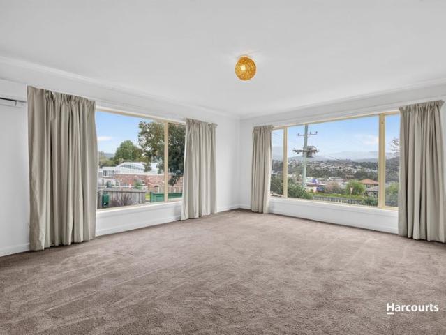 Spacious Family Living in the Heart of Kingston