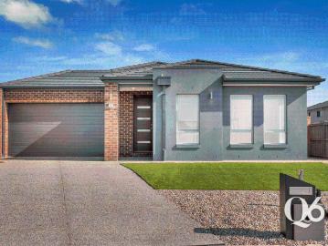 Spacious Family Living in the Heart of Manor Lakes!
