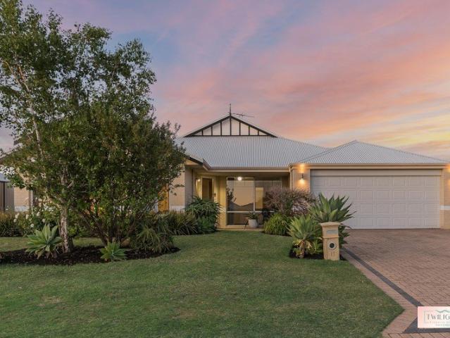 Spacious Family Living in the Heart of Meadow Springs