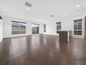 Spacious & Modern