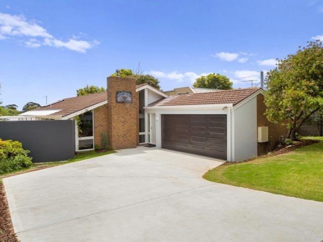 Spacious Family Living in the Heart of Mount Eliza