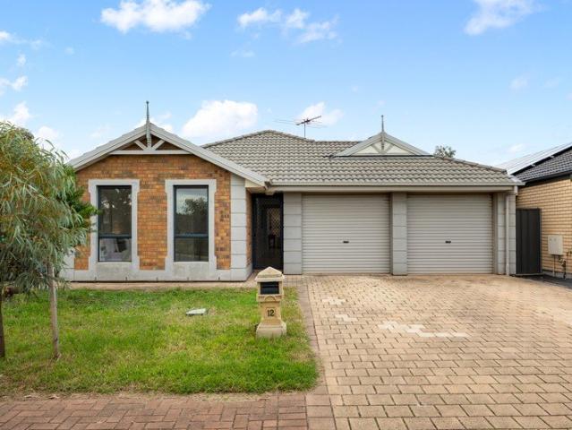 Spacious Family Living in the Heart of Munno Para West