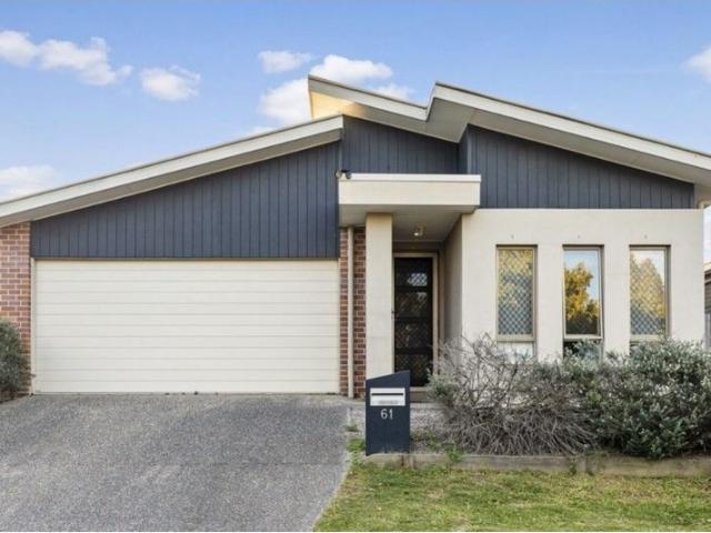 Spacious Family Living in the Heart of North Lakes