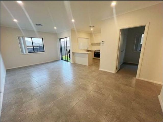 Spacious Family Living in the Heart of Oran Park | 4 Bed, 2 Bath, 2 Car