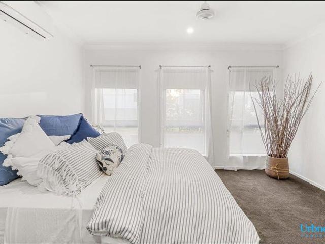 Spacious Family Living in the Heart of Pallara!