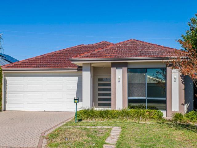 Spacious Family Living in the Heart of PIARA WATERS