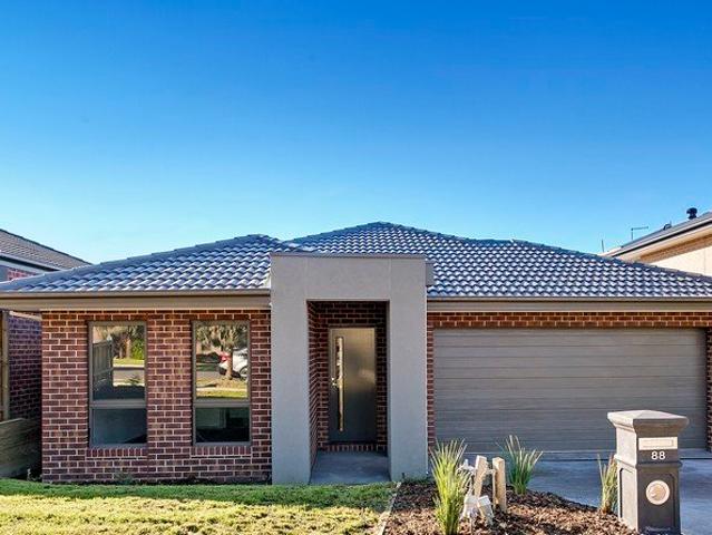 Spacious Family Living in the Heart of Range Estate