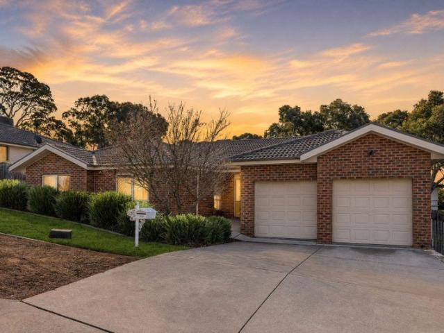 Spacious Family Living in the Heart of Sought After Cookes Estate