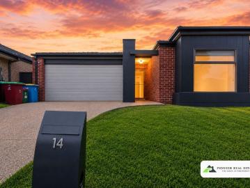 Spacious Family Living in the Prestigious EVE Estate!