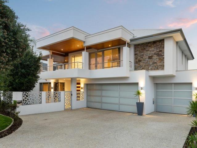 Spacious family living in this unfurnished home