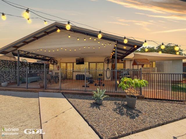 Spacious Family Living | Pool, Entertaining & Prime Location