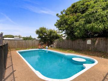 Spacious Family Living ready to be Refreshed
