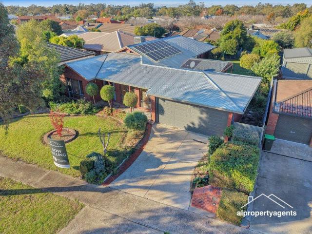 Spacious Family Living & Strong Investment Appeal in Horsham West