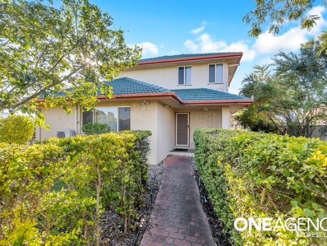 Spacious Family Living with 4 Bedrooms, 3 Bathrooms & Huge Entertaining Area