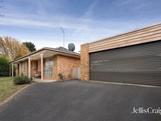 Spacious Family Living with 4 car garage!