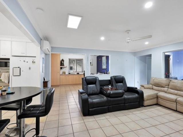 Spacious Family Living with a Brand New Granny Flat on a Huge Block 1012m2