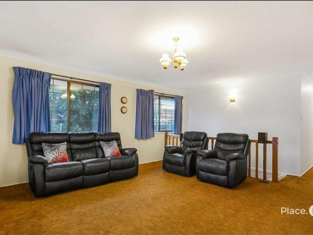 Spacious Family Living with a Huge Backyard in Prime Sunnybank Hills
