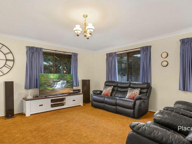 Spacious Family Living with a Huge Backyard in Prime Sunnybank Hills