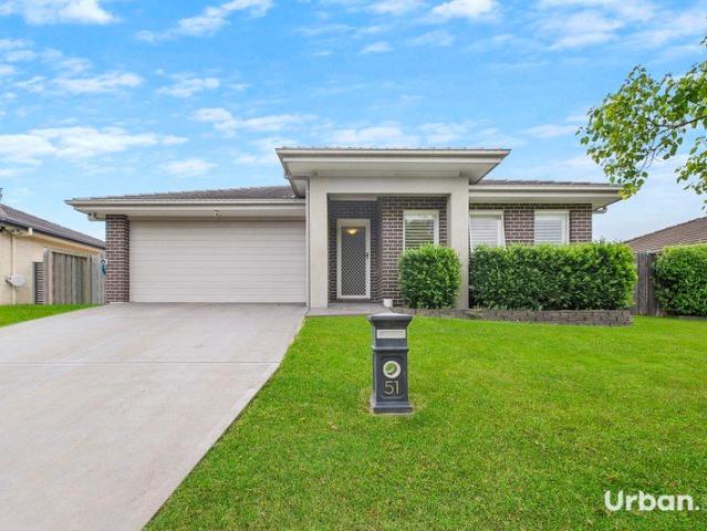 Spacious Family Living with a Poolside Lifestyle in a Prime Location